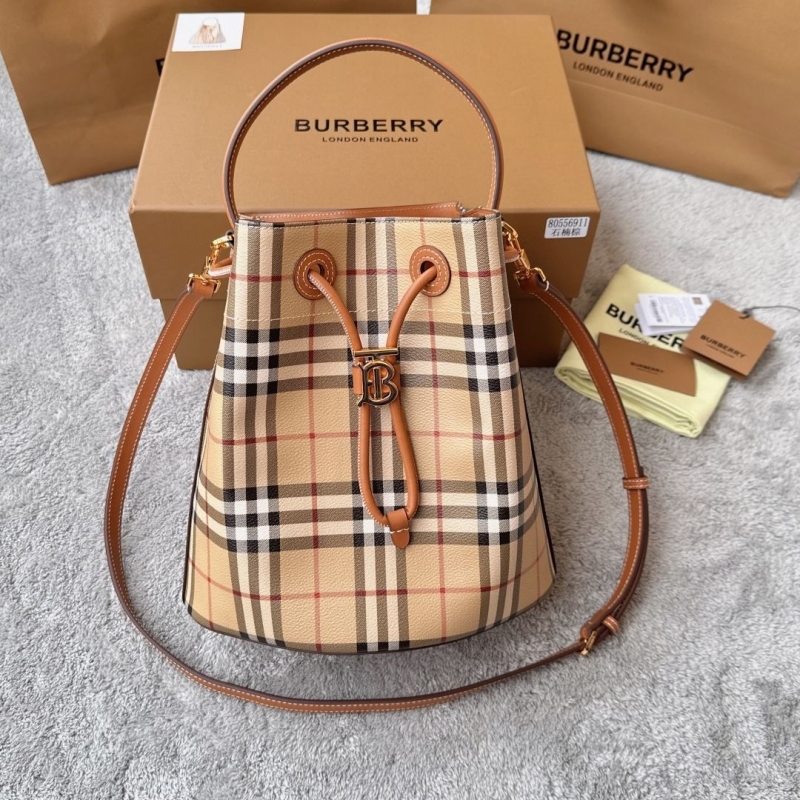 Bv*b*rry bucket bags
